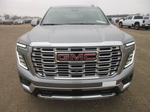 New 2026 GMC Yukon Denali image 10
