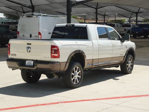 Used 2024 RAM 2500 Limited w/ Towing Technology Group AWD/4WD image 5