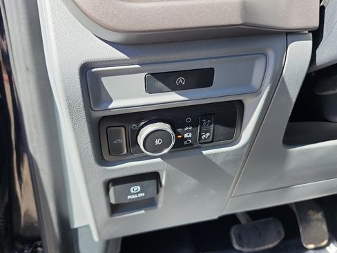 Used 2025 Ford F150 XLT w/ Equipment Group 301A Standard image 19