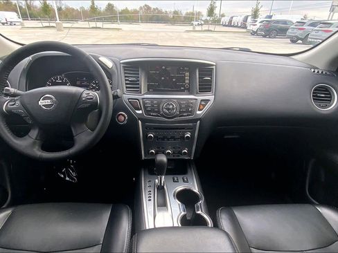 Used 2020 Nissan Pathfinder SL image 13