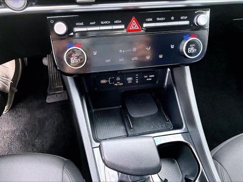 Used 2025 Hyundai Tucson SEL image 25