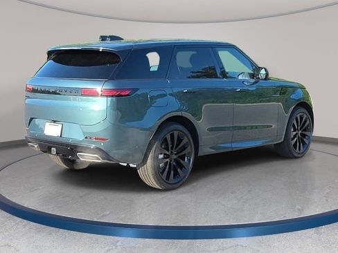 New 2026 Land Rover Range Rover Sport Dynamic SE AWD/4WD image 5