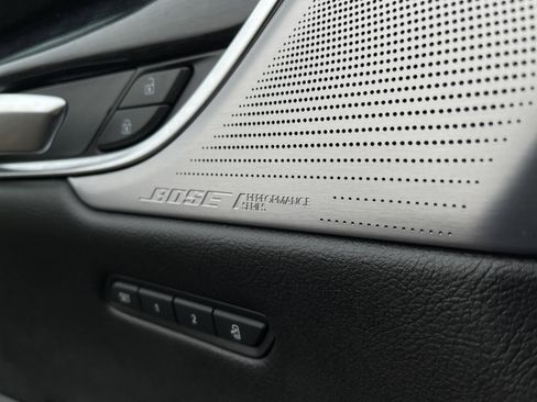 Certified 2025 Cadillac XT5 Premium Luxury image 15