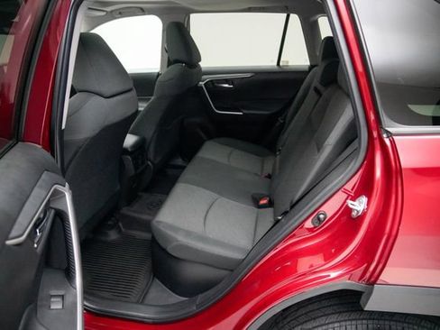 Used 2021 Toyota RAV4 XLE w/ Convenience Package AWD/4WD image 19