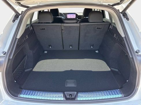 Certified 2025 Audi Q5 Premium w/ Premium Plus AWD/4WD image 7