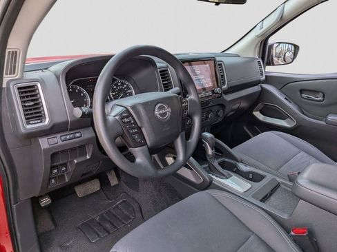 Used 2023 Nissan Frontier SV AWD/4WD image 12