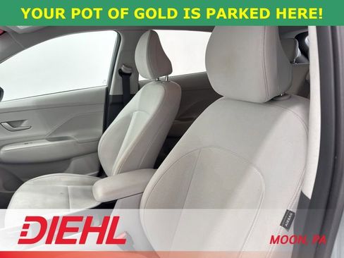 Used 2024 Hyundai Kona SEL image 18
