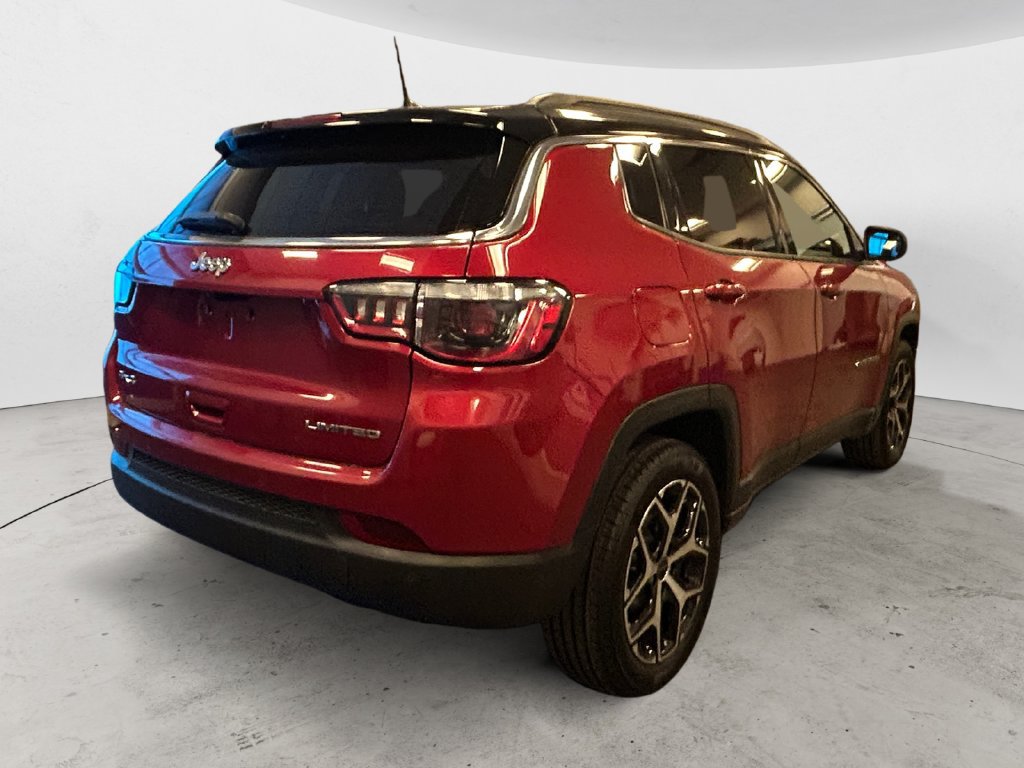 Used 2025 Jeep Compass Limited AWD/4WD image 5