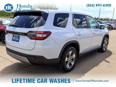 Certified 2025 Honda Pilot EX-L image 5