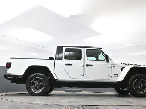 Used 2020 Jeep Gladiator Rubicon w/ Cold Weather Group AWD/4WD image 49