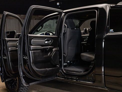 Used 2025 RAM 1500 Big Horn image 30
