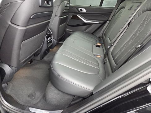 Used 2023 BMW X5 xDrive40i w/ Executive Package image 27