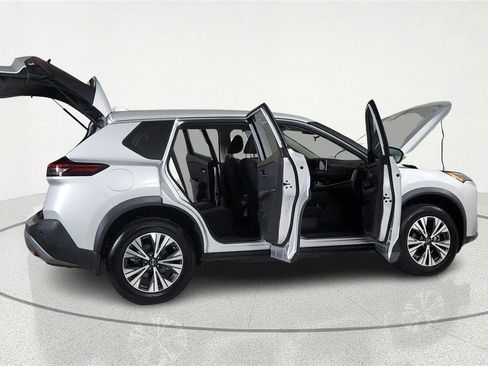 Used 2023 Nissan Rogue SV FWD image 7