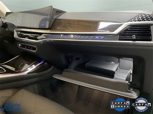 Used 2024 BMW X7 xDrive40i w/ Premium Package image 76