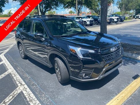 Used 2024 Subaru Forester Premium AWD/4WD image 1