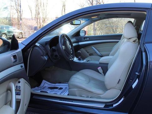 Used 2009 INFINITI G37 x Coupe w/ Premium Pkg AWD/4WD image 10