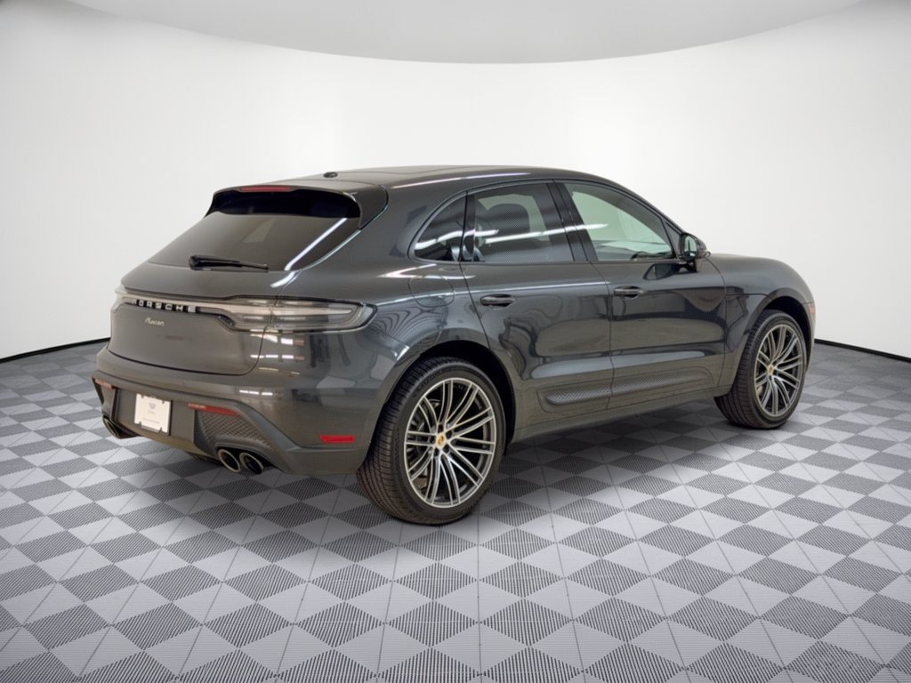 Used 2024 Porsche Macan AWD/4WD image 9