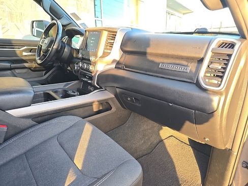 Used 2021 RAM 1500 Big Horn image 31