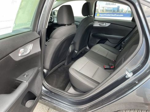 Certified 2023 Kia Forte LXS FWD image 23