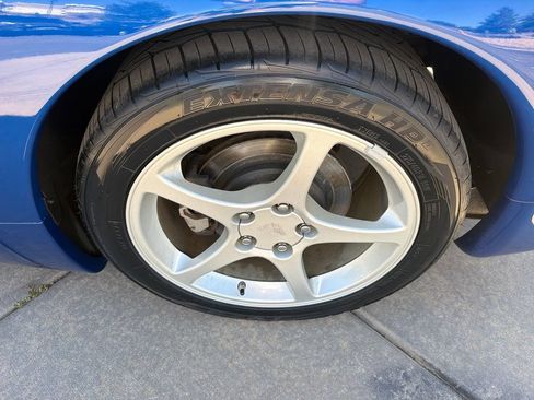 Used 2003 Chevrolet Corvette Coupe w/ Preferred Equipment Group RWD image 15