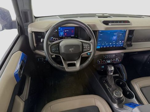 Used 2023 Ford Bronco Wildtrak AWD/4WD image 25
