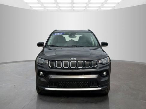 Certified 2022 Jeep Compass Limited w/ Sun and Sound Group image 2