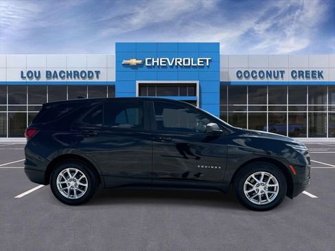 Used 2024 Chevrolet Equinox LS image 9