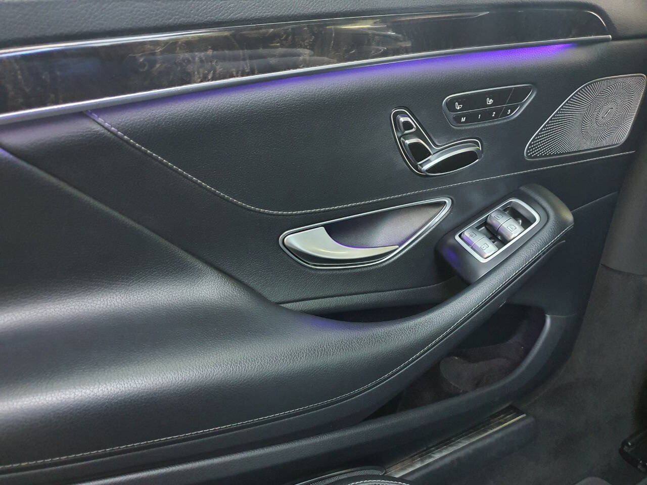 Used 2017 Mercedes-Benz S 550 4MATIC Sedan image 95