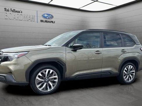 Used 2025 Subaru Forester Touring image 12