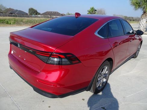 Used 2024 Honda Accord EX image 4