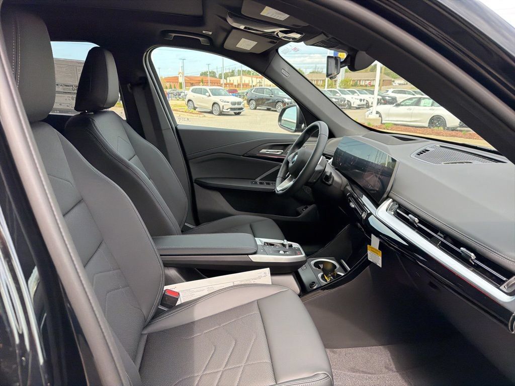 Used 2026 BMW X1 xDrive28i w/ Technology Package AWD/4WD image 25