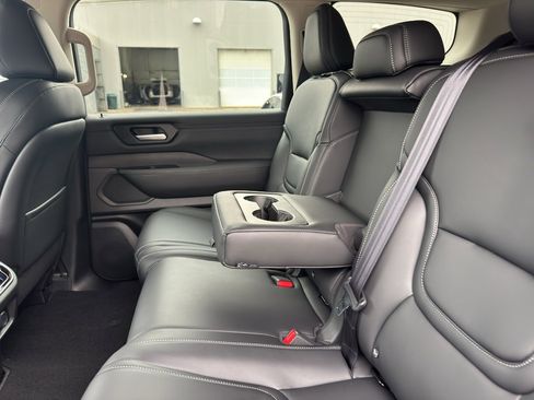 New 2026 Nissan Armada SV image 22