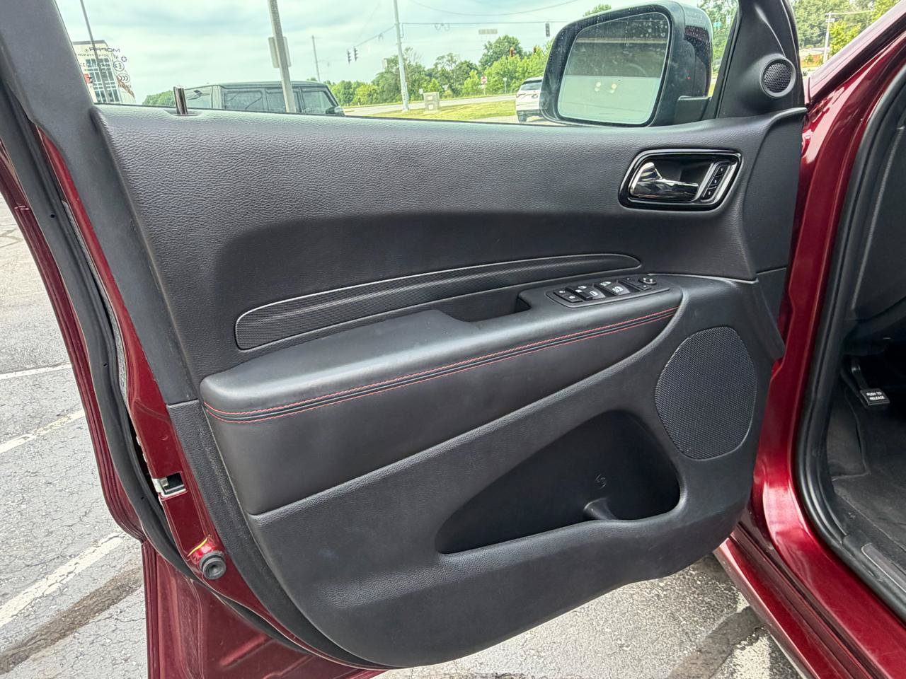 Used 2025 Dodge Durango R/T w/ Blacktop Package AWD/4WD image 10