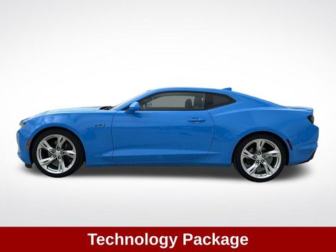 Used 2023 Chevrolet Camaro LT w/ RS Package image 5