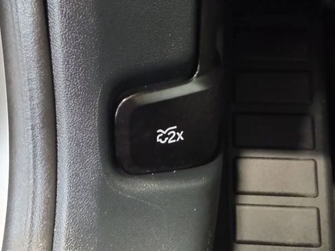 Used 2024 Ford Escape ST-Line Select w/ Tech Pack #2 AWD/4WD image 17