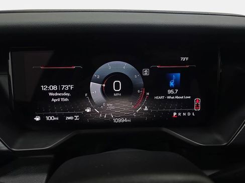 Used 2025 GMC Acadia AT4 w/ Luxury Package AWD/4WD image 19