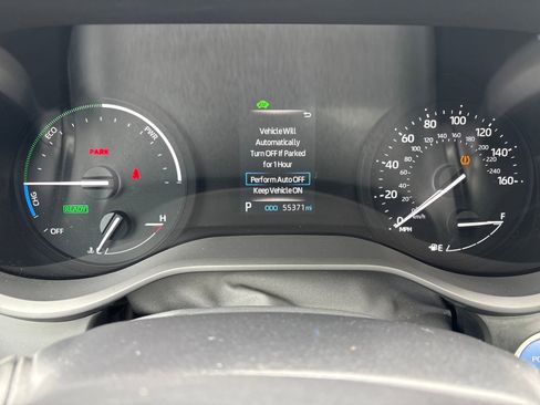 Used 2023 Toyota Sienna XLE AWD/4WD image 16