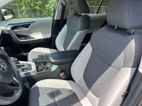 Used 2023 Toyota RAV4 XLE w/ Convenience Package AWD/4WD image 5