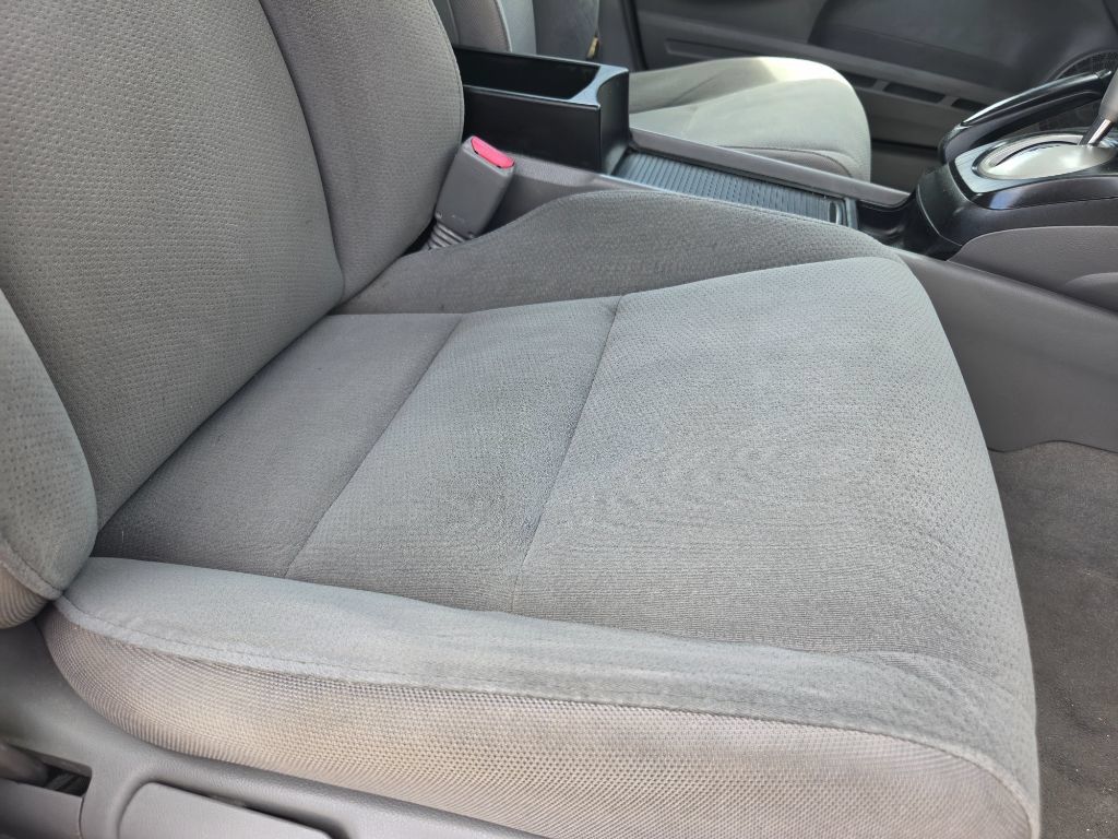 Used 2010 Honda Civic DX-VP image 30
