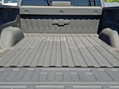 Used 2015 Chevrolet Silverado 1500 LTZ Z71 AWD/4WD image 29