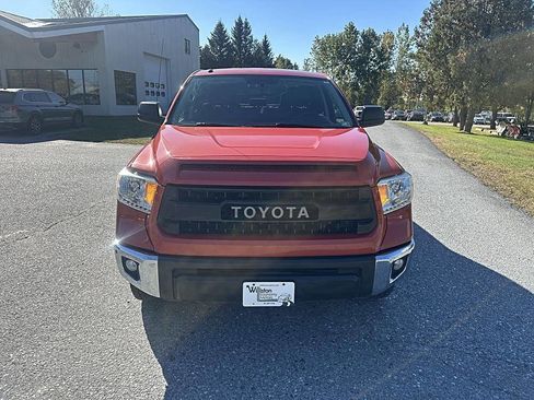 Used 2016 Toyota Tundra SR5 image 9
