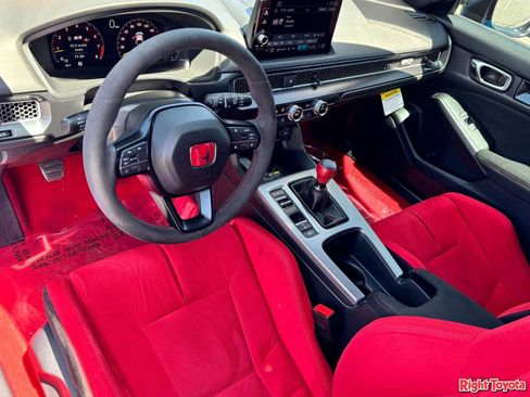 Used 2025 Honda Civic Type R image 18