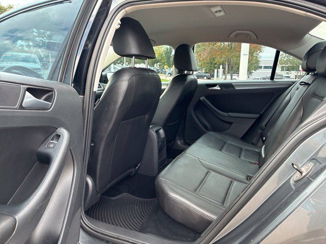 Used 2013 Volkswagen Jetta TDI FWD image 14