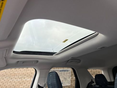 Used 2025 Ford Bronco Sport Heritage w/ Convenience Package image 5