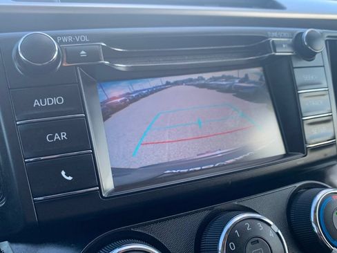 Used 2016 Toyota RAV4 LE AWD/4WD image 27