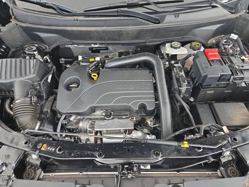 Used 2025 Chevrolet Equinox LT FWD image 36
