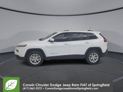 Certified 2016 Jeep Cherokee Latitude image 8