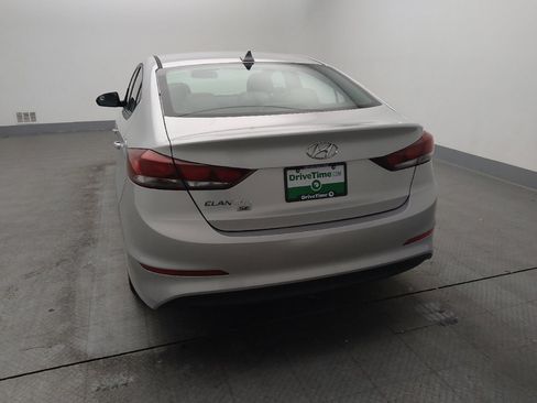 Used 2017 Hyundai Elantra SE w/ Cargo Package image 6