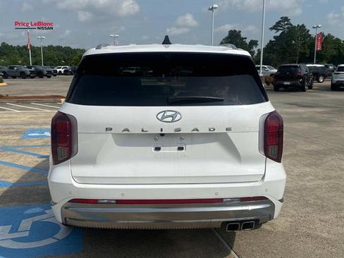 Used 2025 Hyundai Palisade Calligraphy FWD image 6