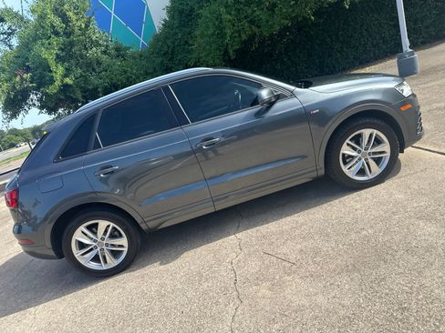 Used 2018 Audi Q3 2.0T Premium w/ Convenience Package FWD image 6